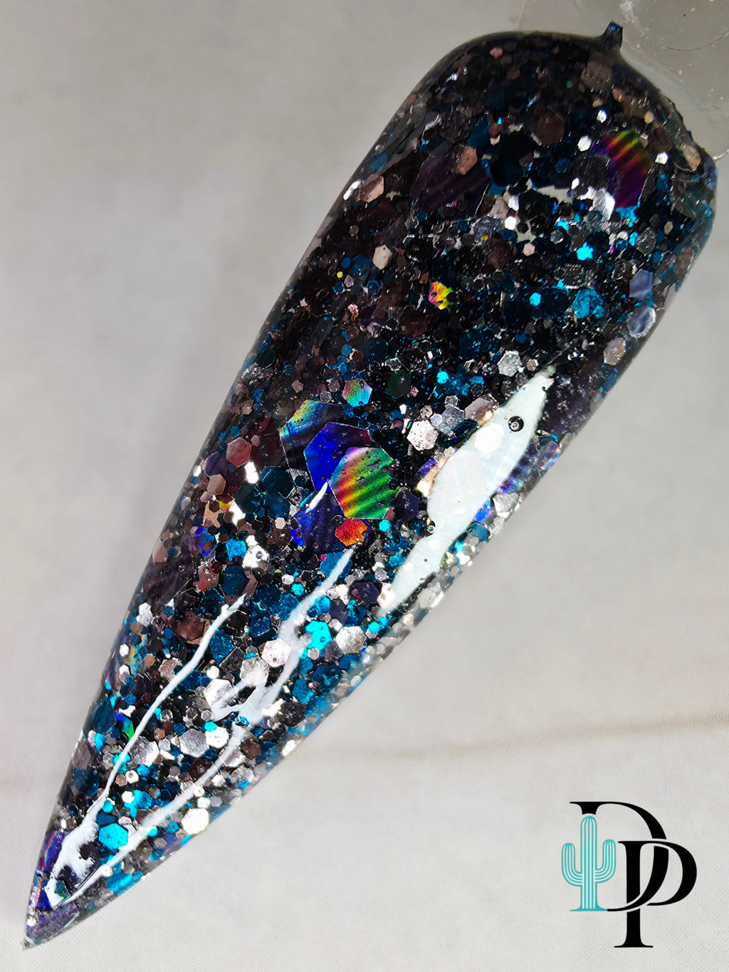 028 Smoke & Sequins