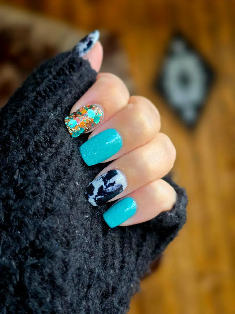 Laiken's Manicure (Owner of DPC)